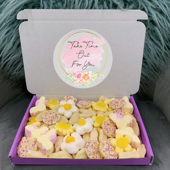 Personalised May Birthday Gifts Mother's Day Sweets Chocolates Hamper First Mothers Day Box Mummy To Be Mum Birthday Card Grandma Nana